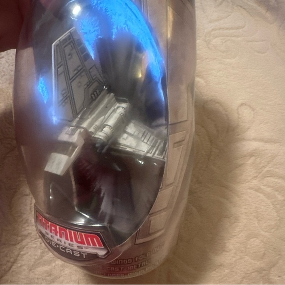 Star Wars MicroMachine EMPEROR’s HAND IMPERIAL SHUTTLE Hasbro Titanium Series - Picture 4 of 9